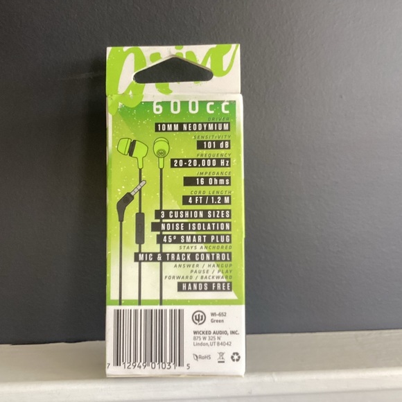 Wicked Audio WI656 Drive 600cc with Microphone, Green - Picture 5 of 5